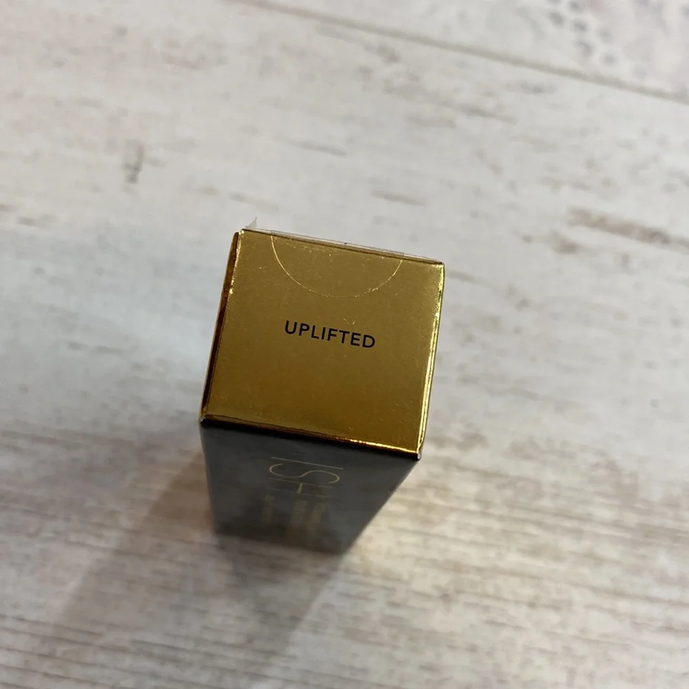 ISH Hydra Matte Lip Stick Uplifted